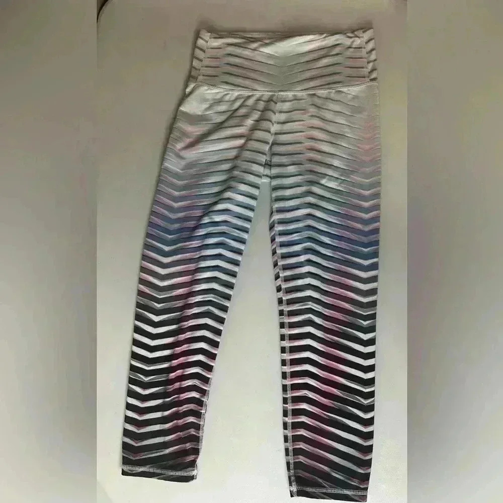 3/$25 Athleta Transcend Stash Tight Leggings Size XS Multicolor